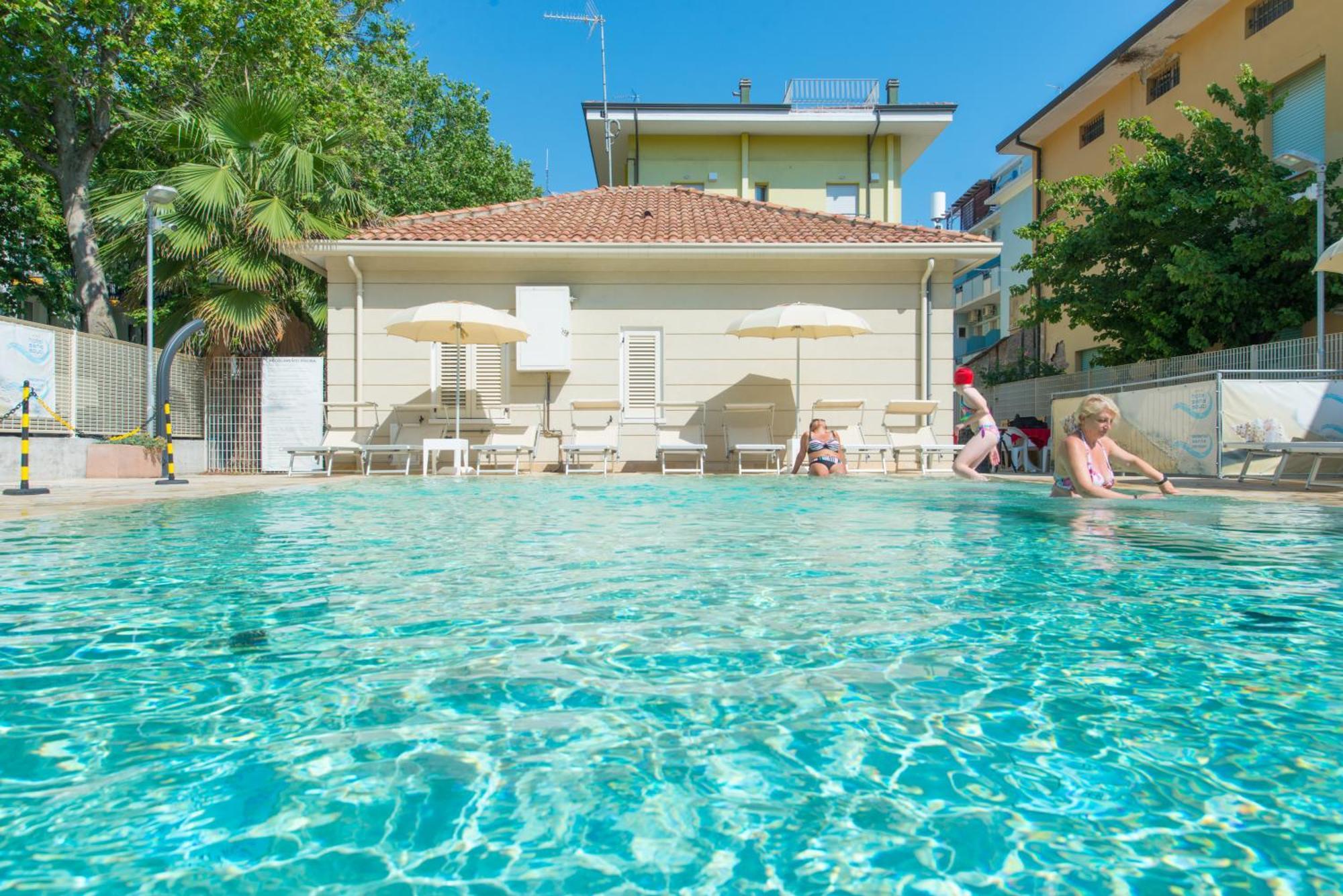 Hotel Sans Souci リミニ エクステリア 写真